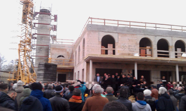 SPD verurteilt Schmierereien an Moscheebaustelle